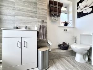 Bathroom- click for photo gallery